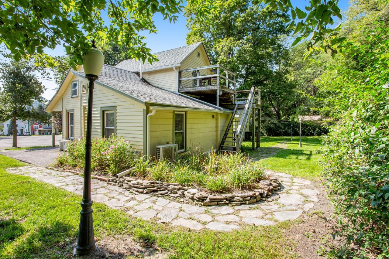 Champagne House Studios Hammondsport Exteriör bild
